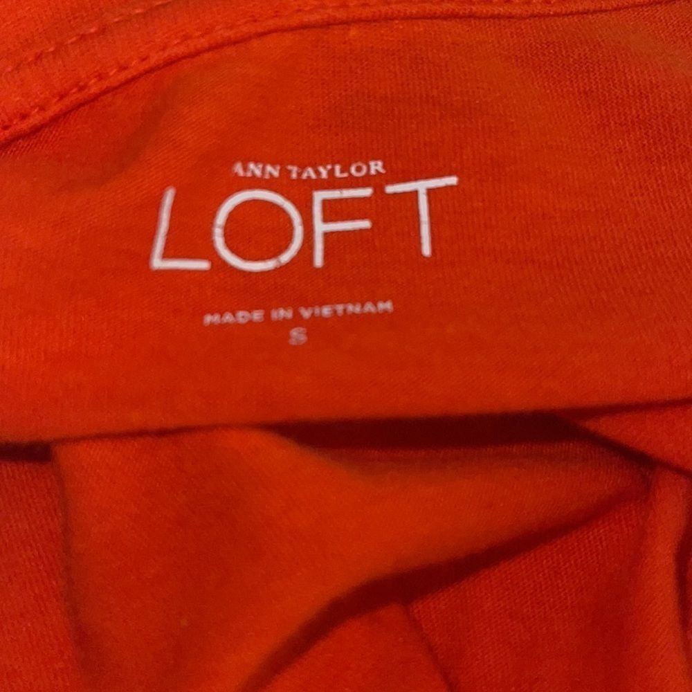 WOMENS LOFT BASIC SCOOP NECK TEE IN SMALL - Picture 5 of 7